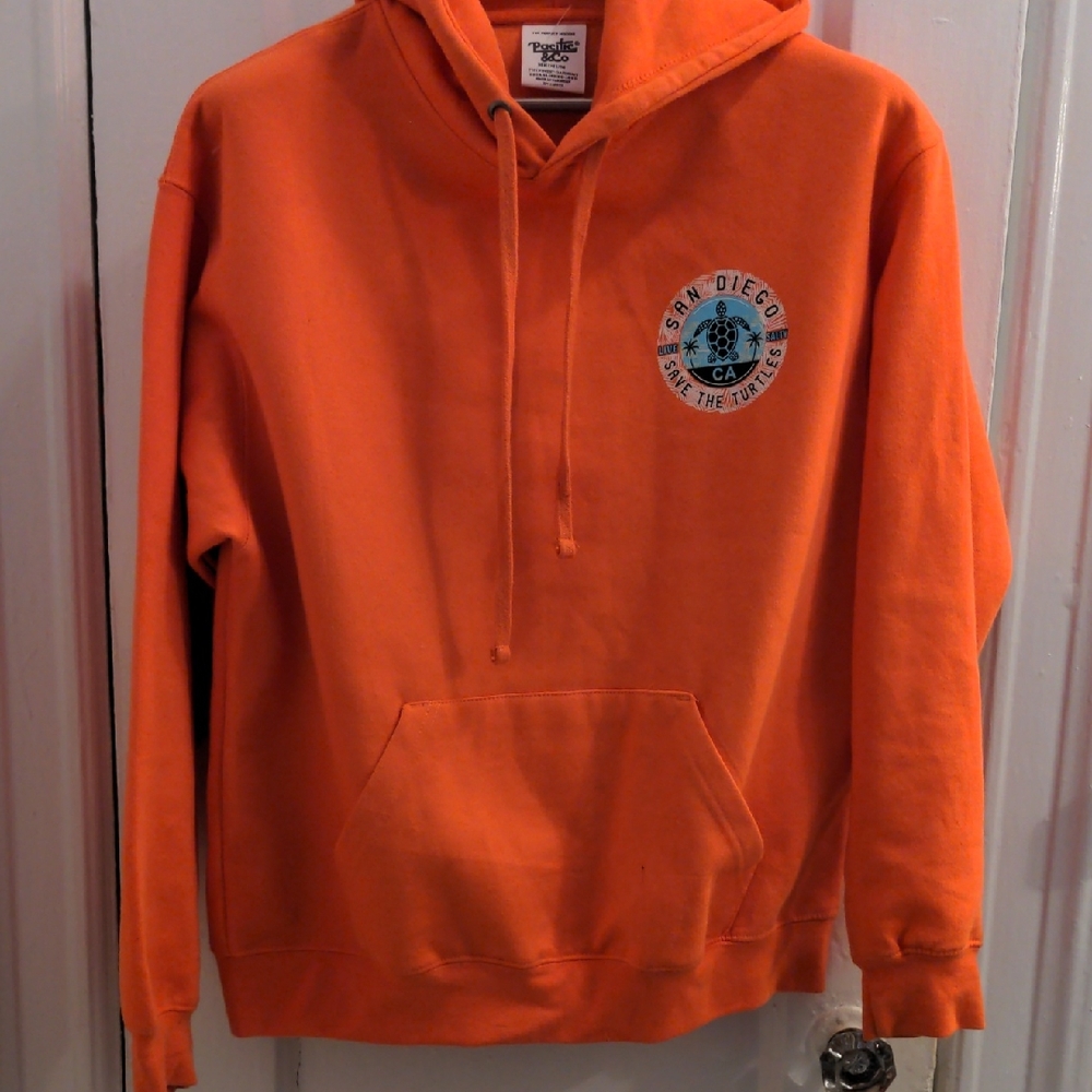 New Pacific &Co. Orange San Diego Hoodie. Save The Turtles, M,  Kangaroo Pocket